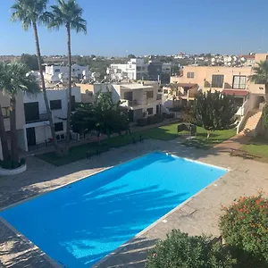 https://theodoros-apt-408.protaras-cy-hotels.com