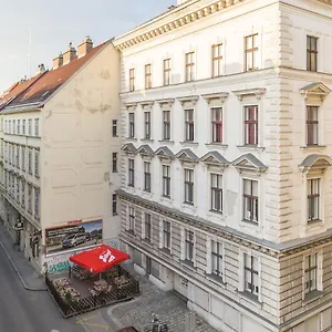 Belvedere Apartment Vienna